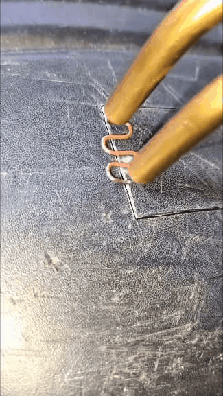 🔧 Handheld Car Plastic Welding Repair Tool (200 Staples Included)
